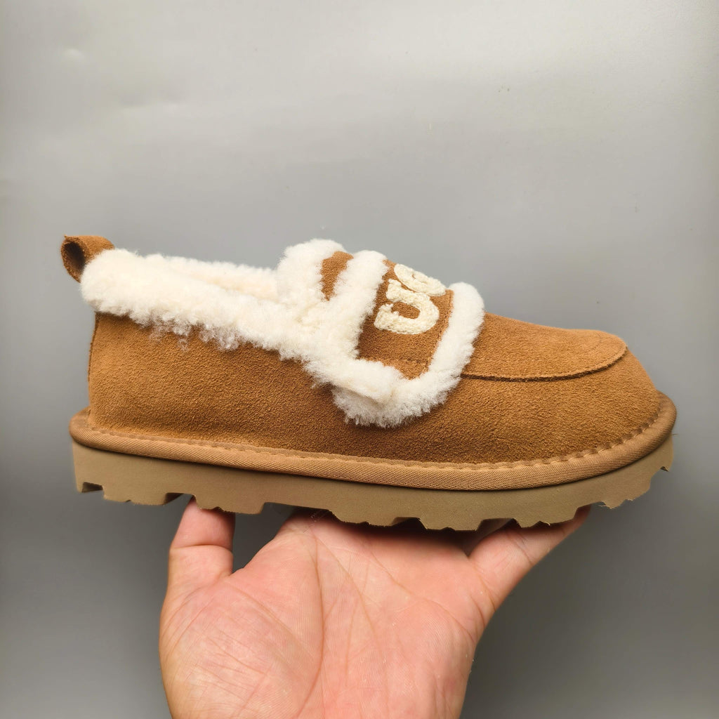 Chestnut Closed-Back Casual Shoes with Oversized Logo | 2939