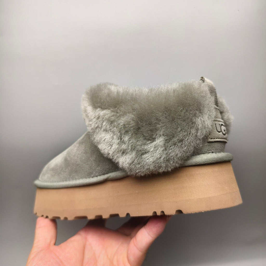 Green Suede-Look Platform Slip-On Shoes | 1393
