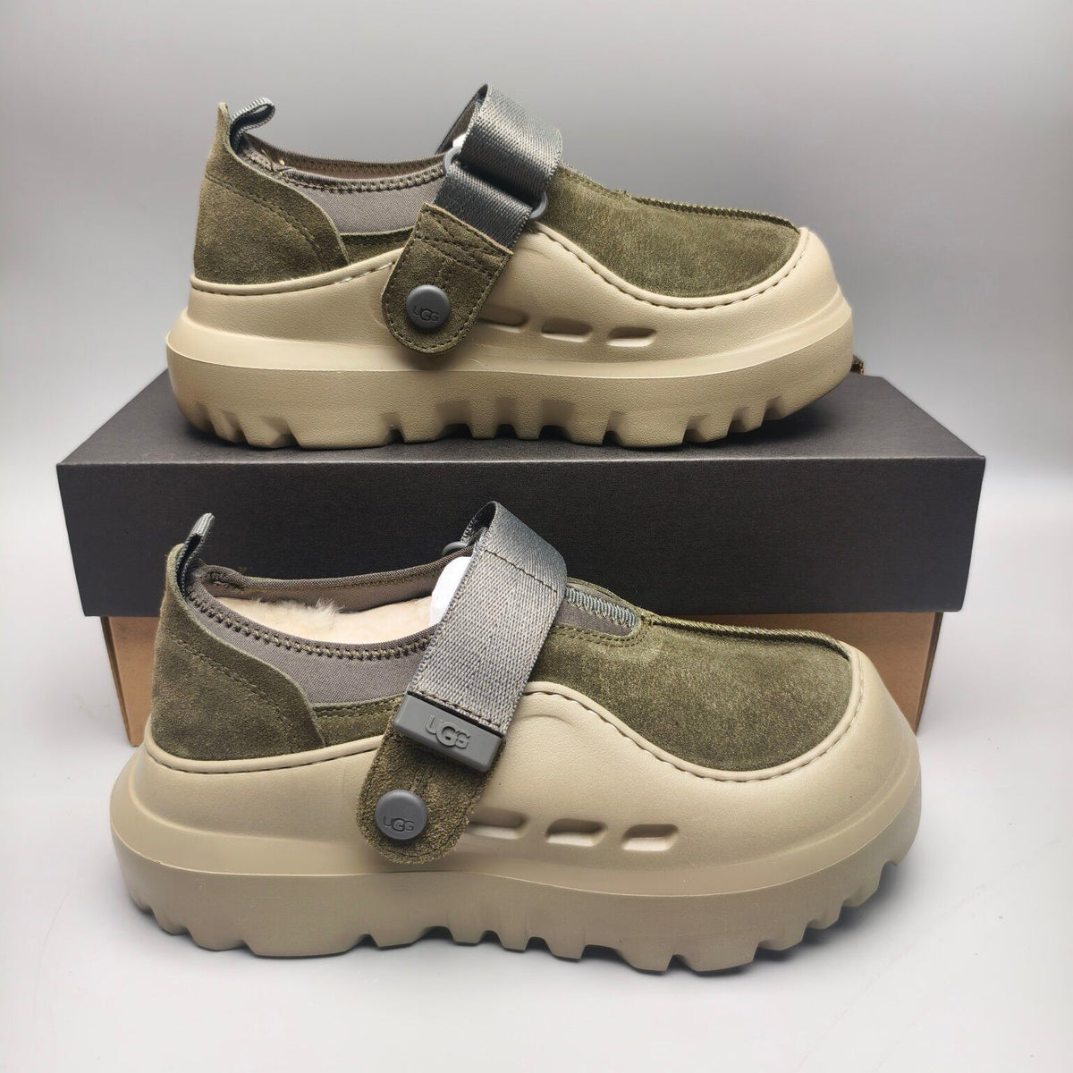 Green Unisex Slip-On Casual Shoes | 7550