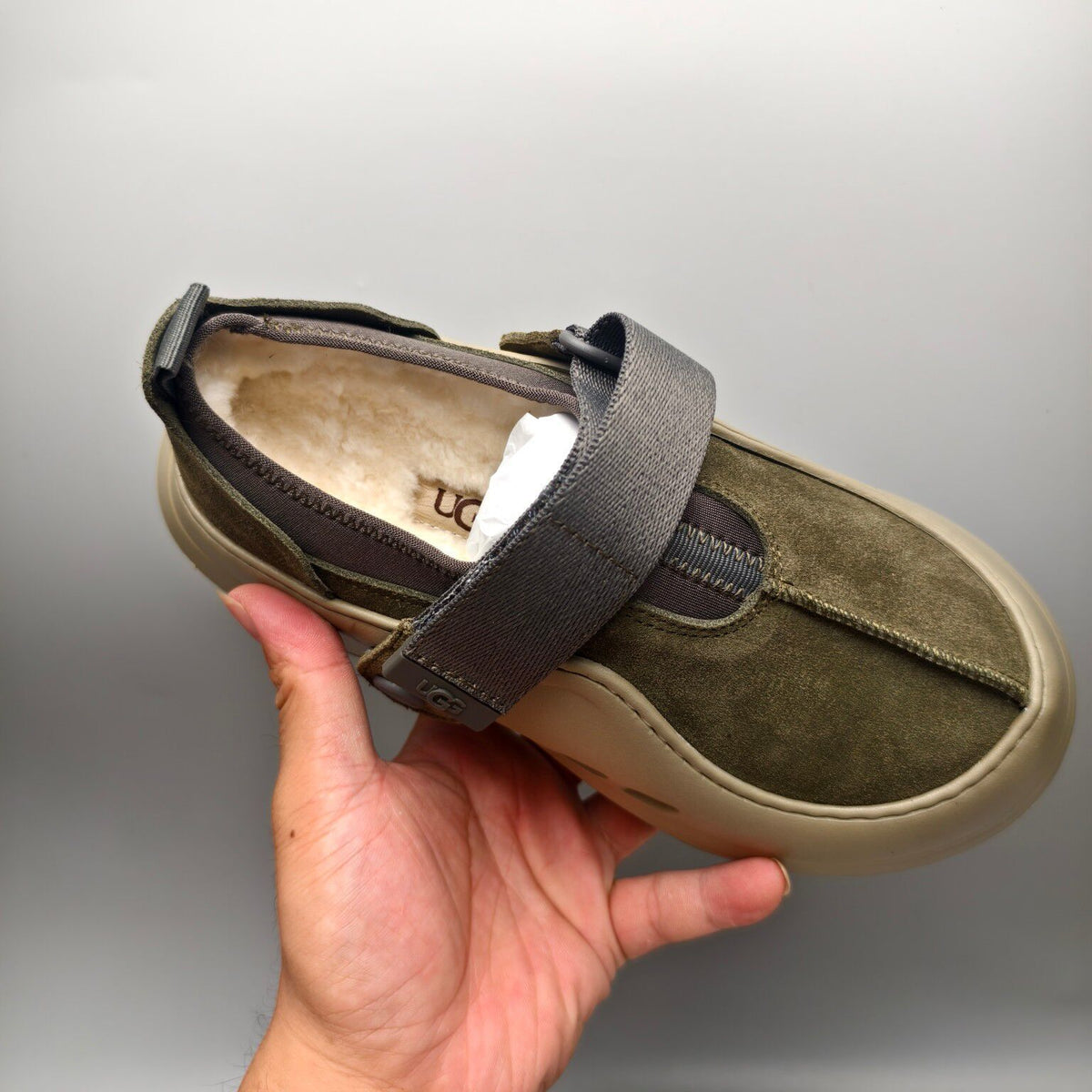 Green Unisex Slip-On Casual Shoes | 7550