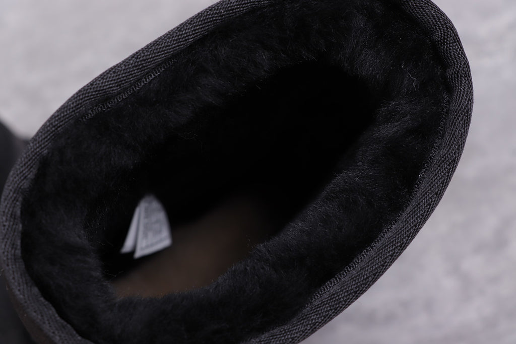 Black Classic Short II Boots | 6223