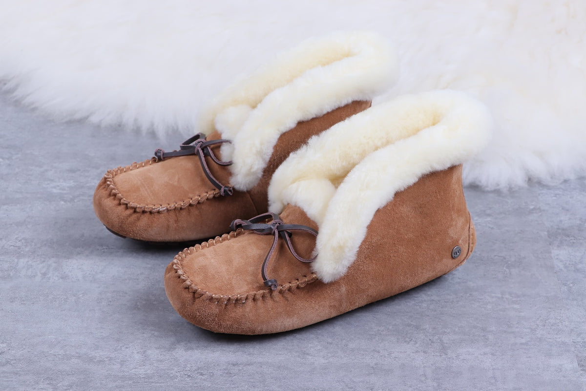 Chestnut W Alena Casual Shoes | 4806