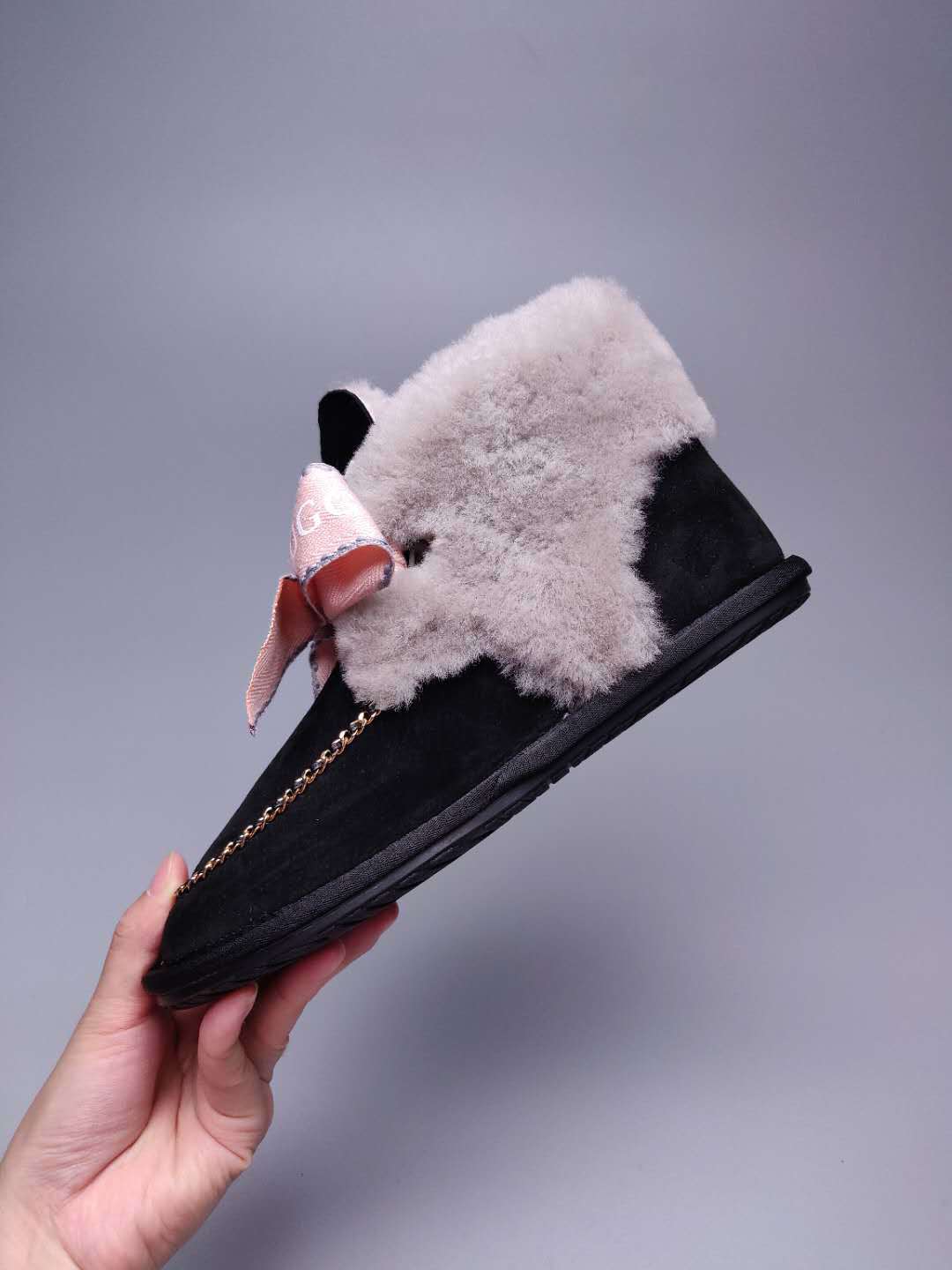 Black Daisy-Detail Shoes with Chain and Ribbon | 7888