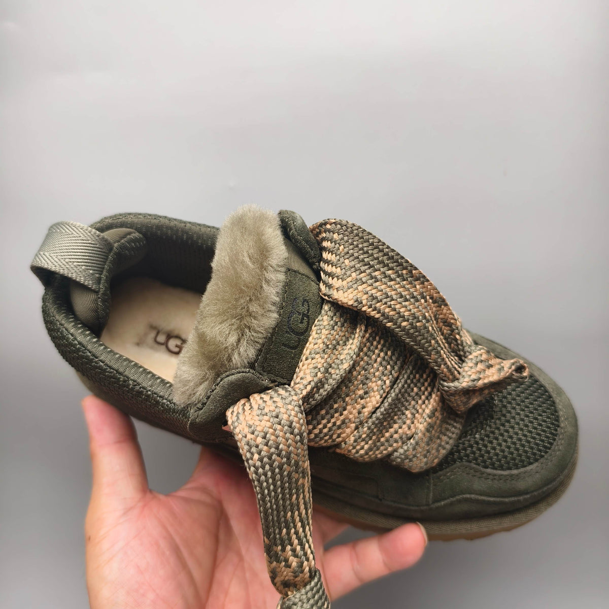 Green Unisex Mesh Casual Sneakers | 4032