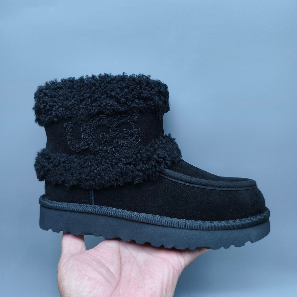 Black Curly-Textured Mid-Top Boots with Oversized Logo | 5410