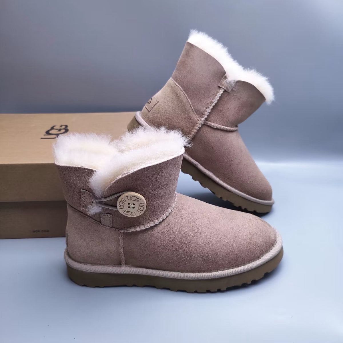 Sand Stain-Resistant Classic Footwear | 6422