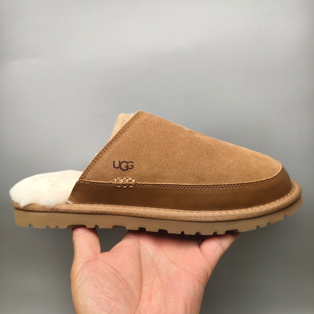 Chestnut Men's Ultra-Light Fluffy Casual Slippers | 4585