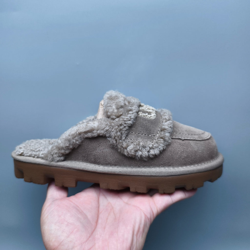 Antelope Brown Curly-Texture Logo Slippers | 1206