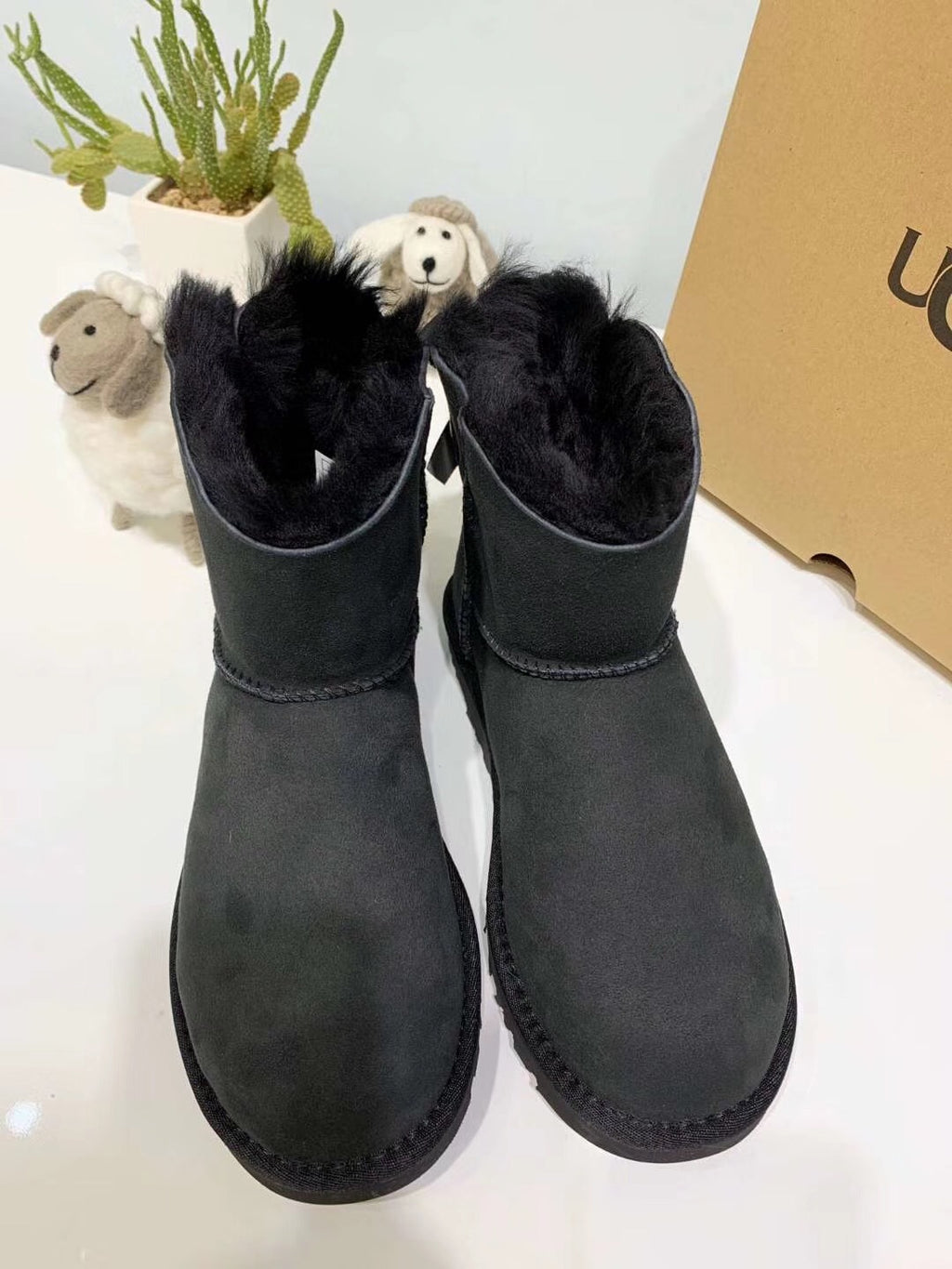 Black Bow-Detail Winter Shoes with Subtle Shimmer | 2938