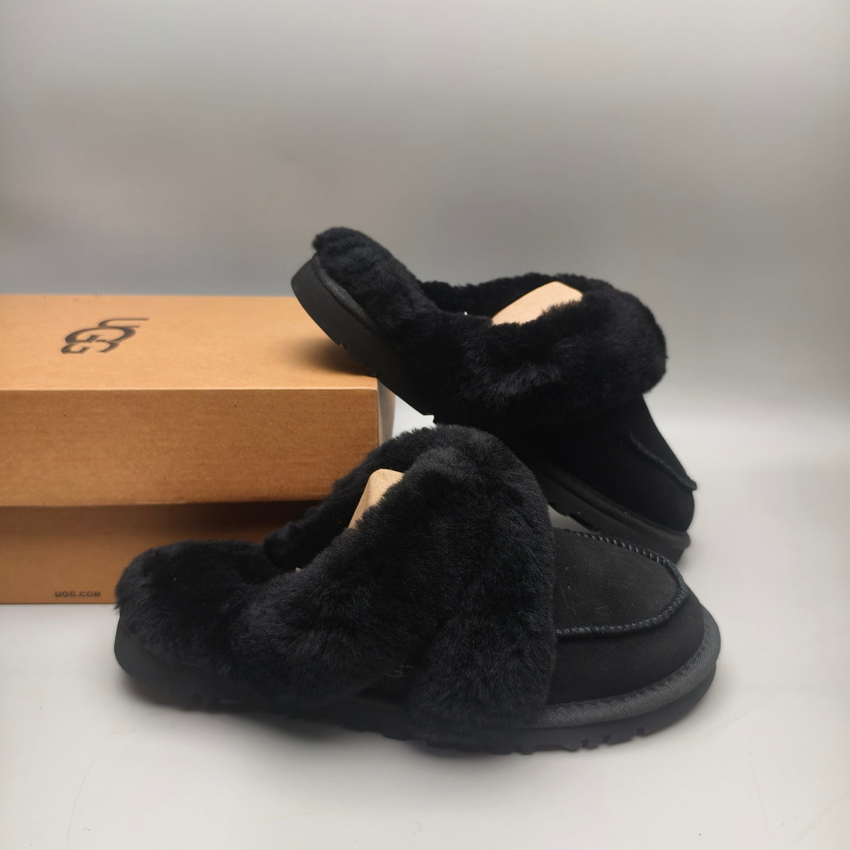 Black Casual Indoor Slippers | 4571