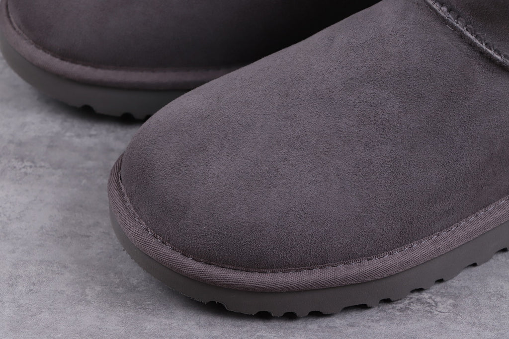 Grey Classic Short II Boots | 6223
